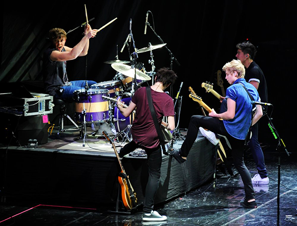 5 Seconds of Summer at Jiffy Lube Live