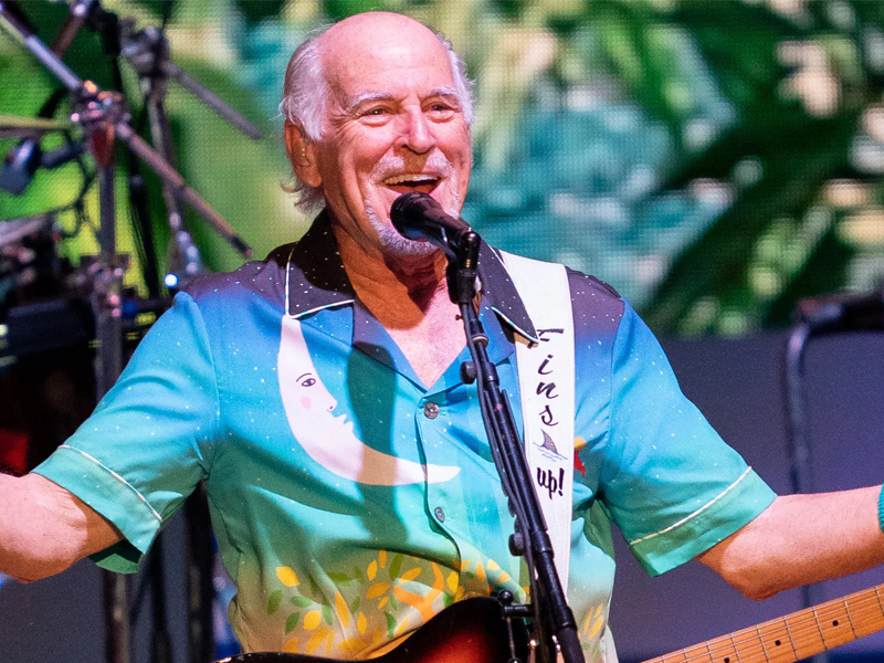 Jimmy Buffett at Jiffy Lube Live