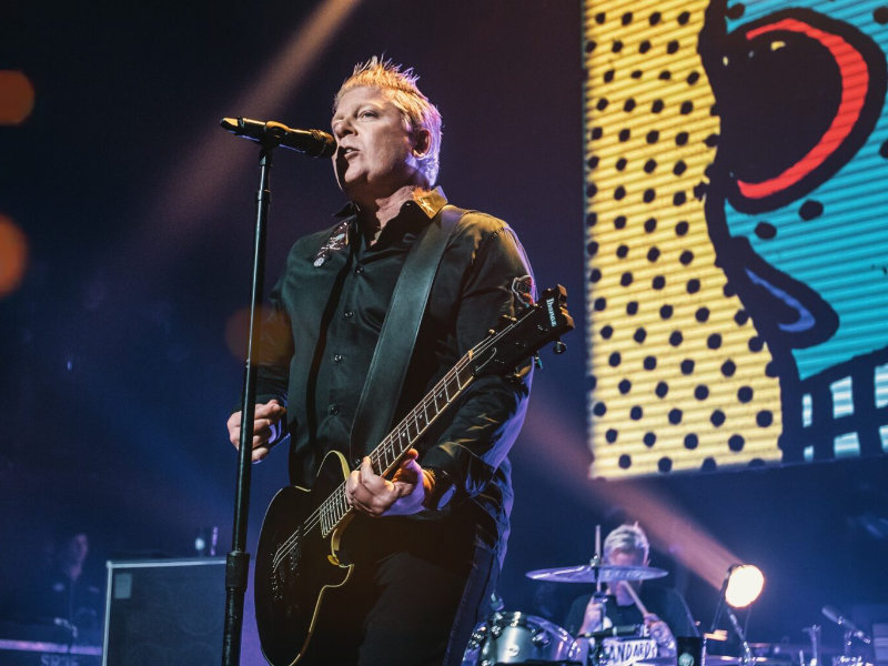 The Offspring, Simple Plan & Sum 41 at Jiffy Lube Live