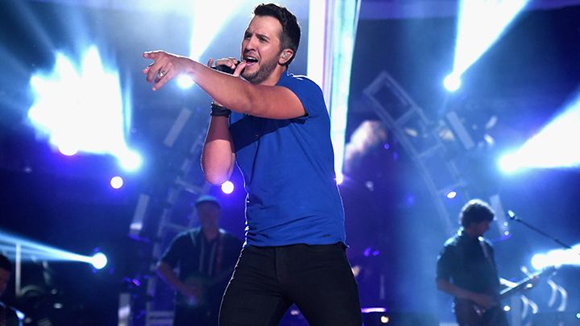 Luke Bryan, Little Big Town & Dustin Lynch at Jiffy Lube Live