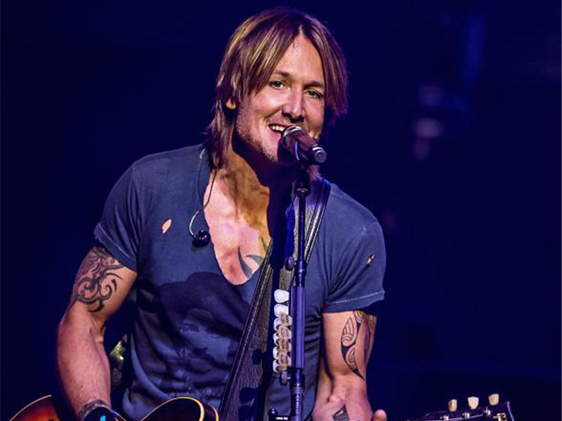 Keith Urban at Jiffy Lube Live