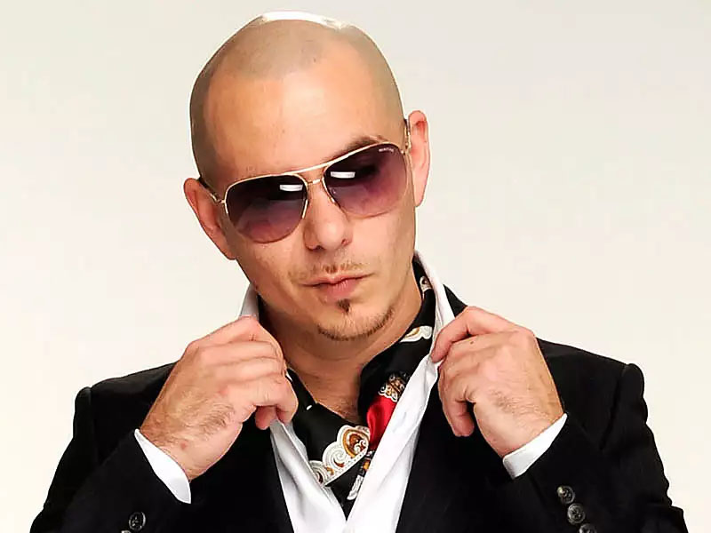 Pitbull & Iggy Azalea at Jiffy Lube Live